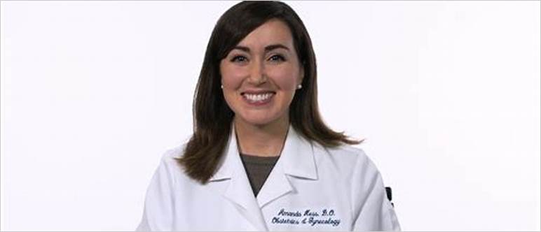 Amanda hess doctor